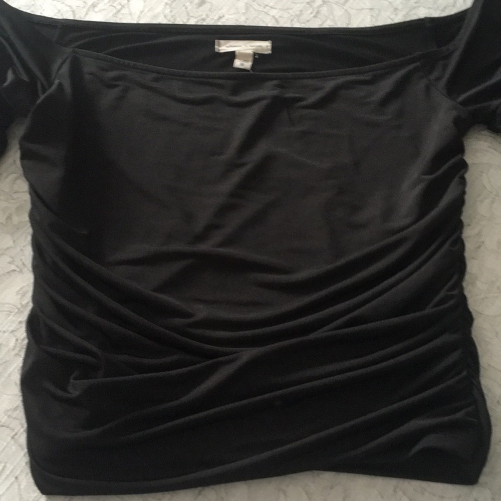 Short sleeve top